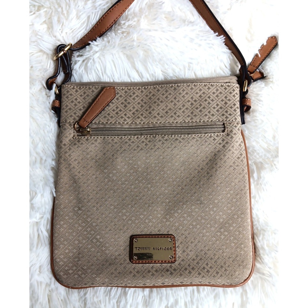 Tommy Hilfiger Brown Logo Monogram Crossbody Purse ‎ Women's Shoulder Handbag